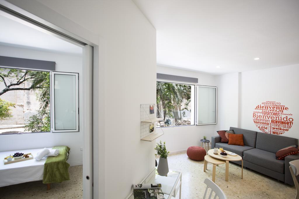 Singularstays Plaza Del Carmen Valencia Exterior photo